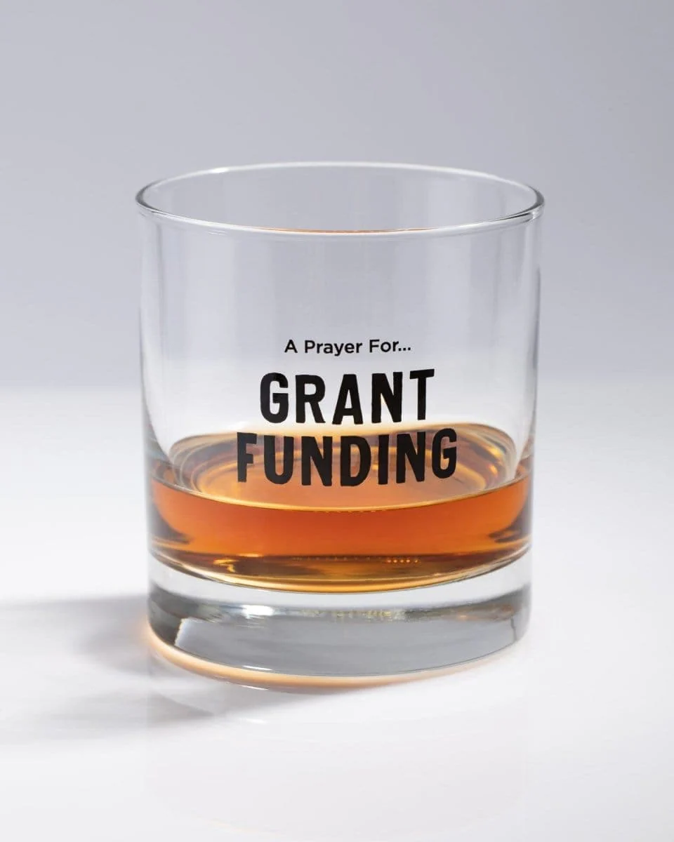 A Prayer for Grant Funding Cocktail Candle - Image 2