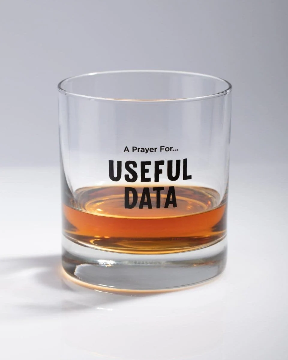 A Prayer For Useful Data Cocktail Candle - Image 2