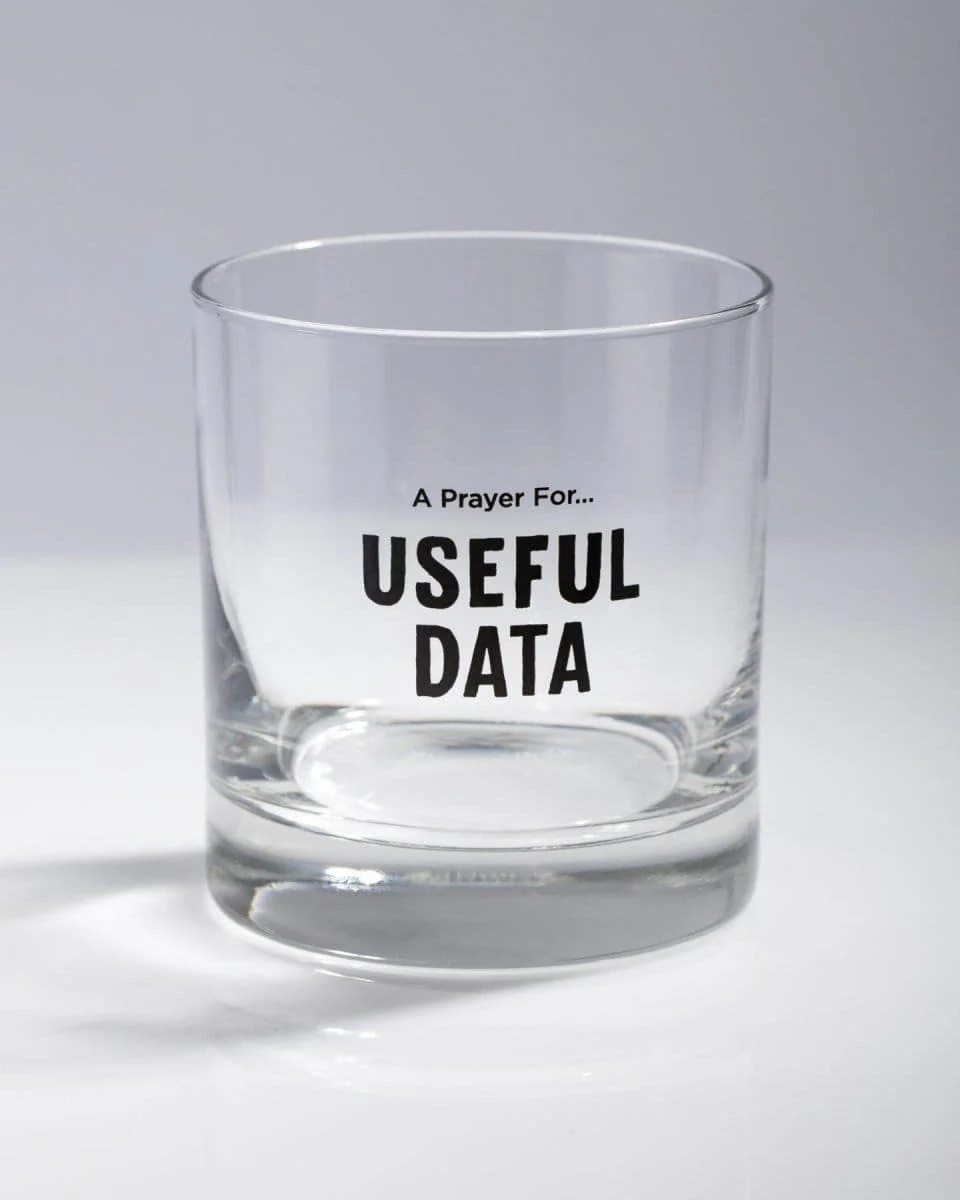 A Prayer For Useful Data Cocktail Candle - Image 3