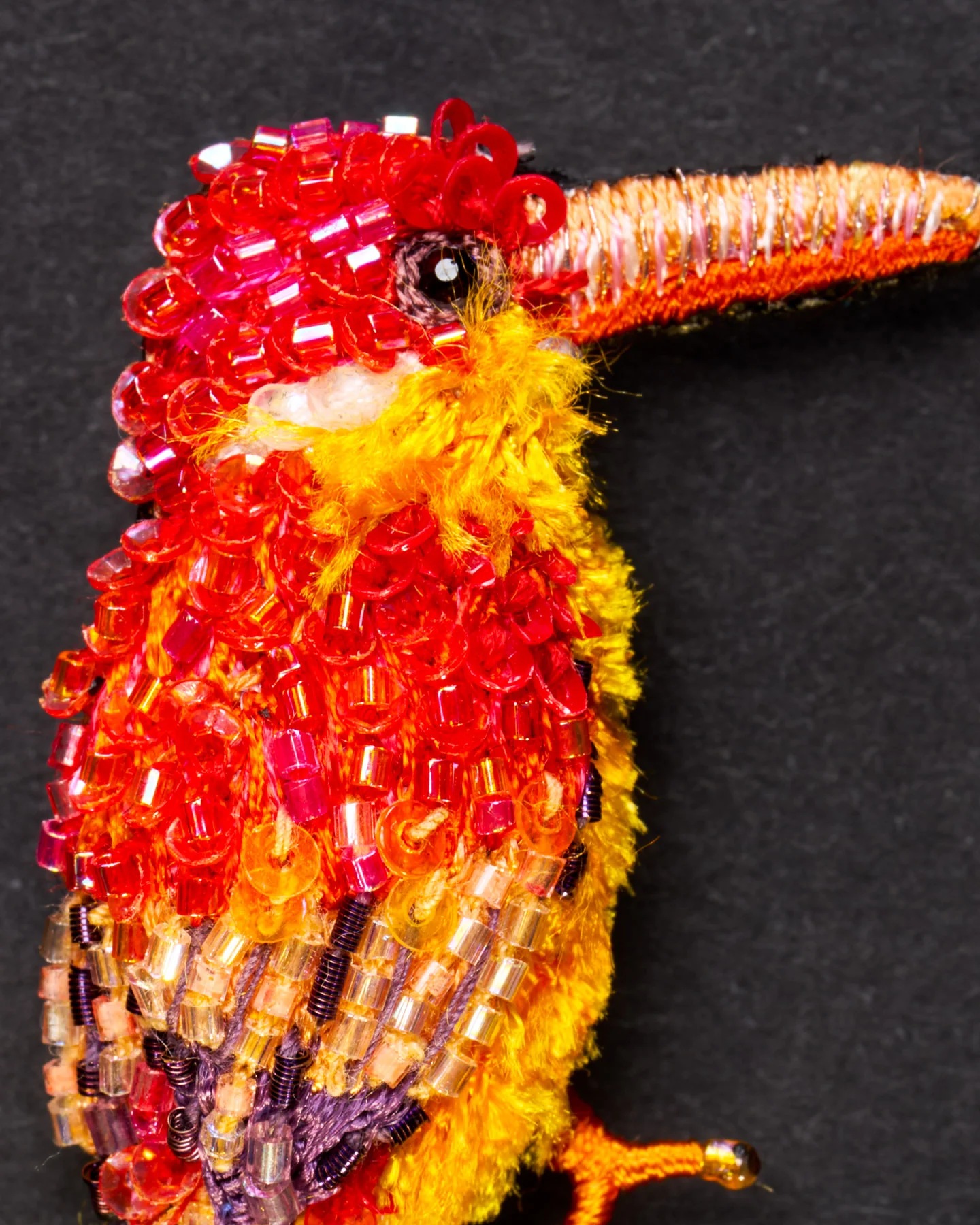 Black-backed Dwarf Kingfisher Beaded Brooch Pin - Trovelore - Image 2