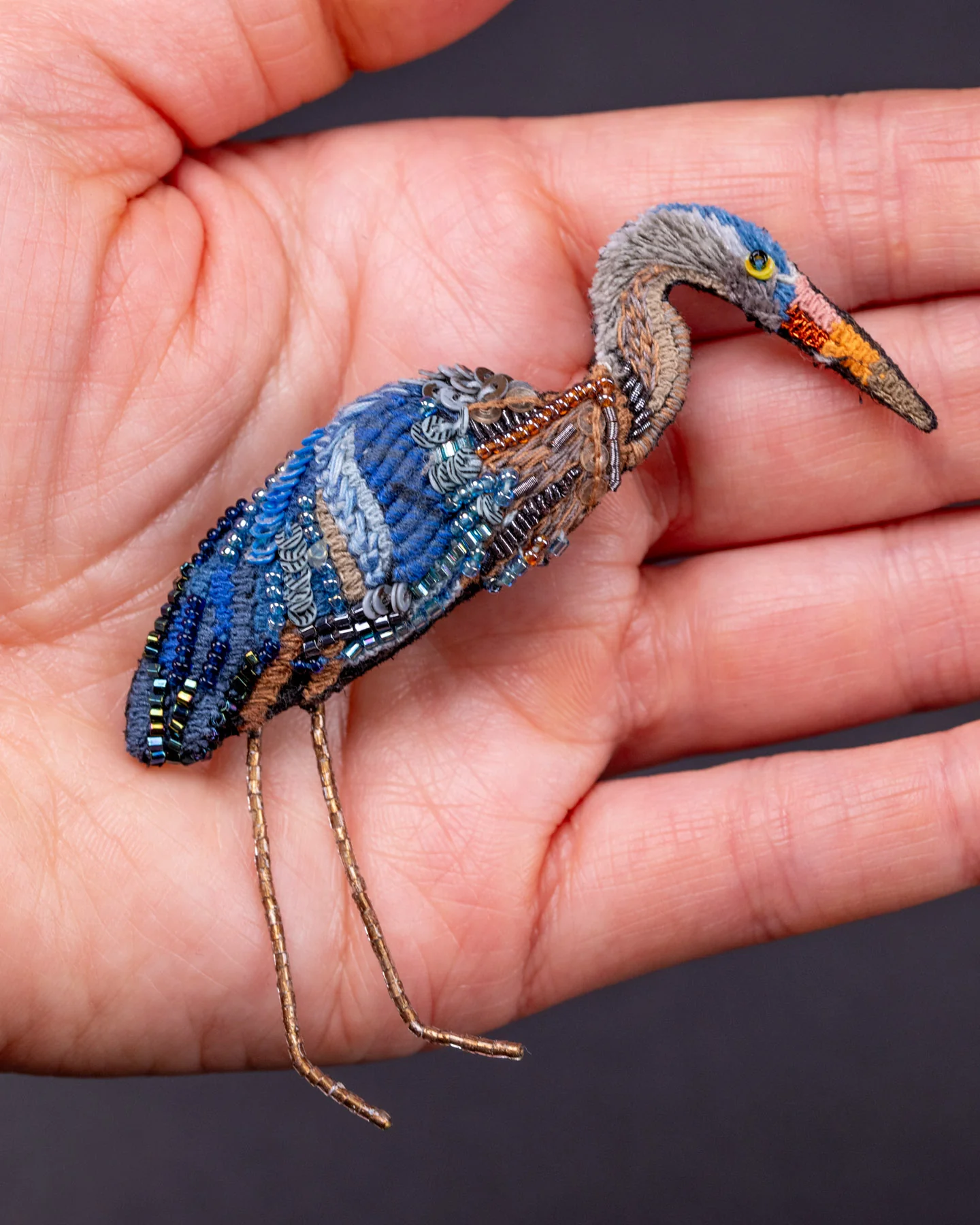 Great Blue Heron Beaded Brooch Pin - Trovelore - Image 3