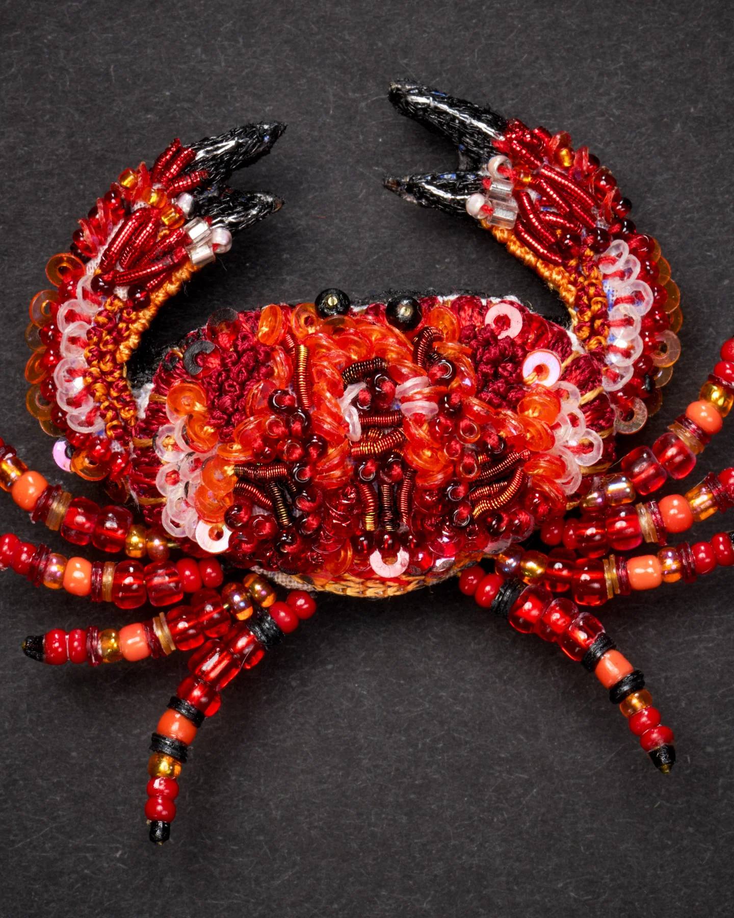 Red Rock Crab Brooch Pin - Trovelore - Image 2