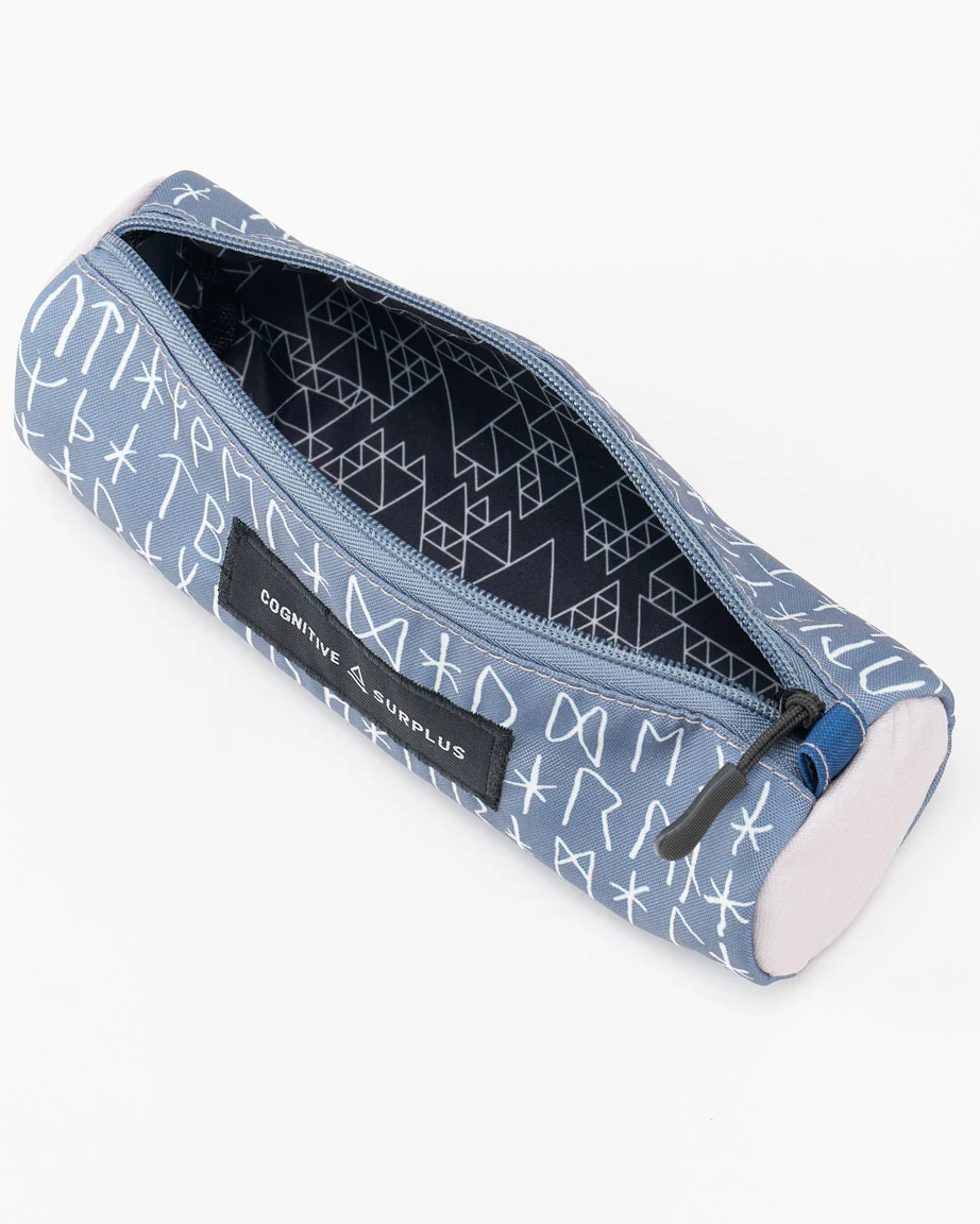 Norse Runes Zipper Bags - Image 3